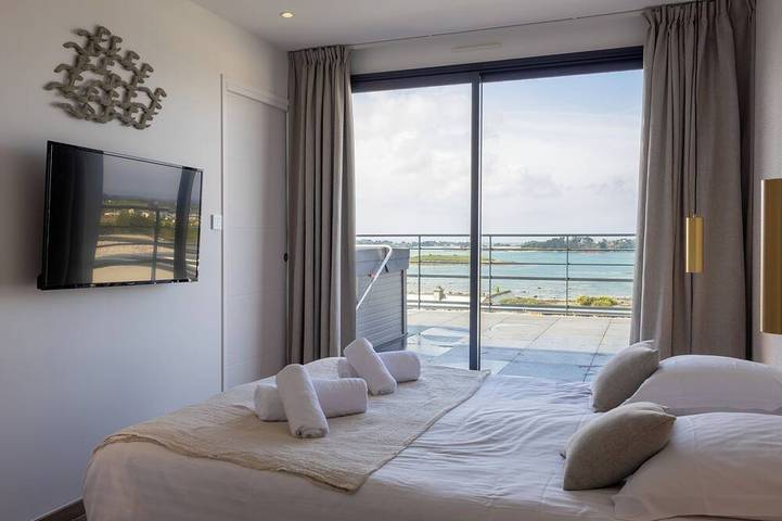 Villa des Agapanthes – Luxe, Confort et Vue Imprenable in Pleumeur-Bodou, Côte de Granit Rose