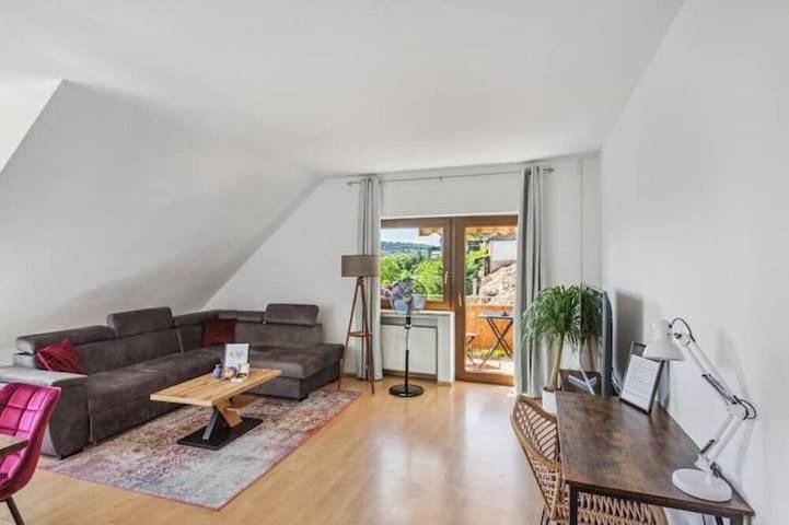 Ferienwohnung für 8 Personen, mit Balkon und Garten in Hameln
