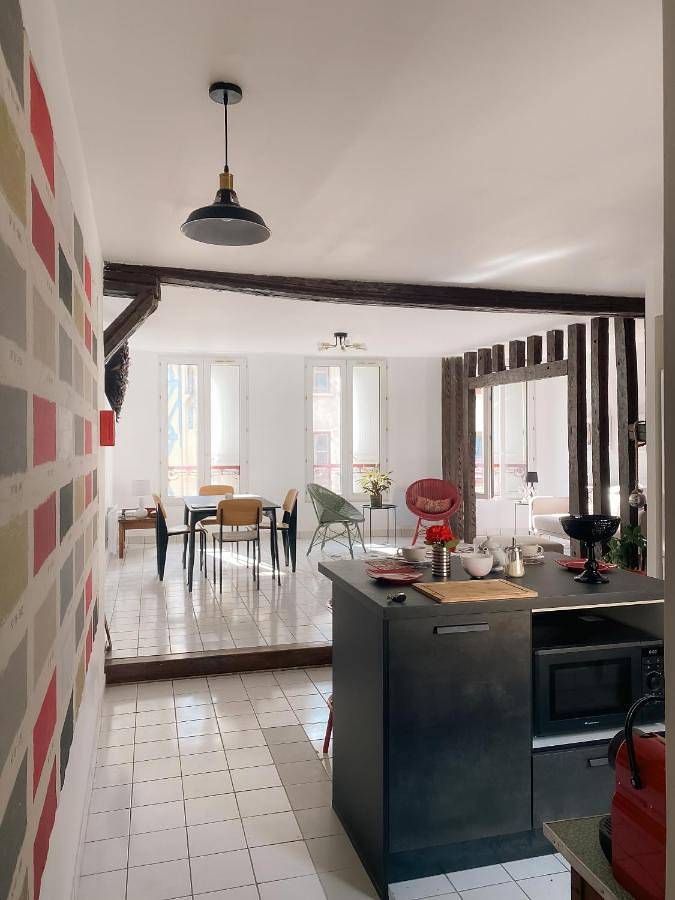 Location de vacances pour 4 personnes, avec Balcon et Terrasse à Provins