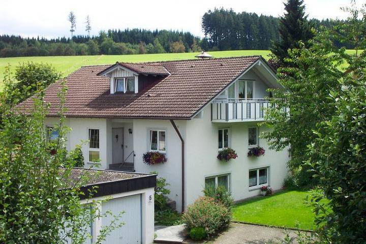Ferienwohnung für 4 Personen, mit Balkon und Garten in Isny im Allgäu