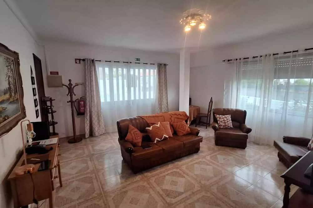 Apartamento entero, Cantinho das Japoneiras in Velas, São Jorge