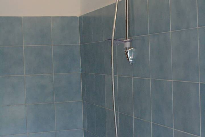 Ganze Wohnung, Atemberaubende Aussicht -  Ferienhaus in einem freundlichen Dorf in Dumenza, Dumenza Gemeinde