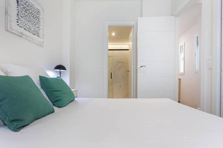 Ganze Wohnung, Universidad Iv apartment  in  Madrid in Tetuán, Madrid