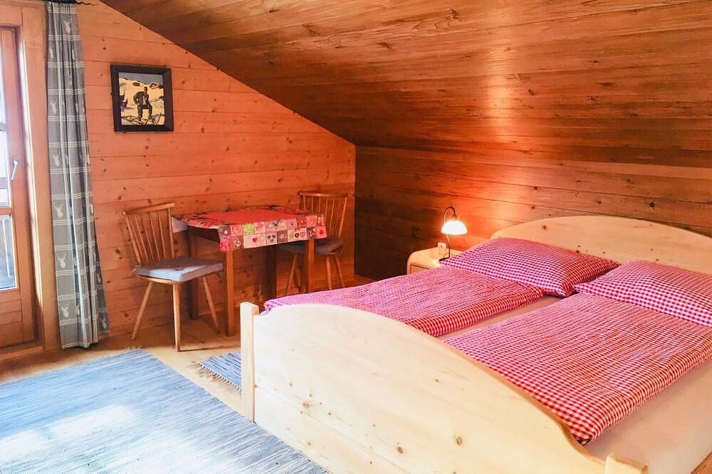 Bauernhof auf Sonnenplateau mit großem Appartement für 10-12 Pers.*Schwimmteich* in Brixen im Thale, Kaisergebirge