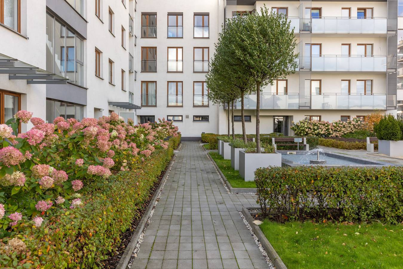 Apartamento entero, Family Suite with Balcony | 2 Parking Spaces in Targówek, Varsovia
