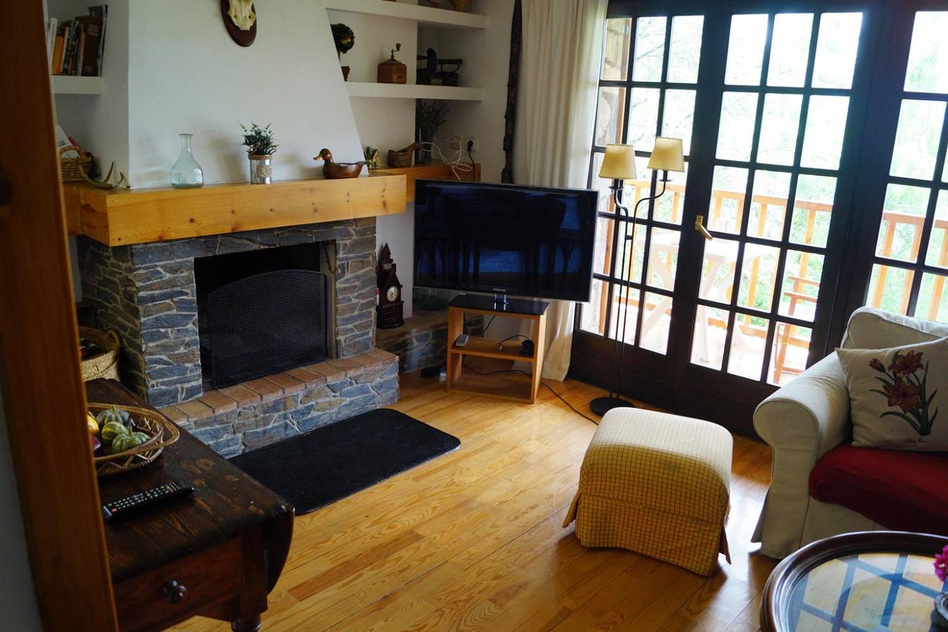 Apartamento vacacional entero, Apartamento 3 hab. Centro de Llívia con Chimenea y Wifi in Llivia, Parque Natural Regional de los Pirineos Catalanes