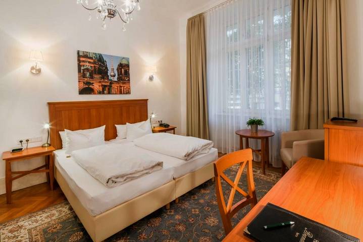 Hotel für 10 Personen, mit Garten in Westend Berlin - 4