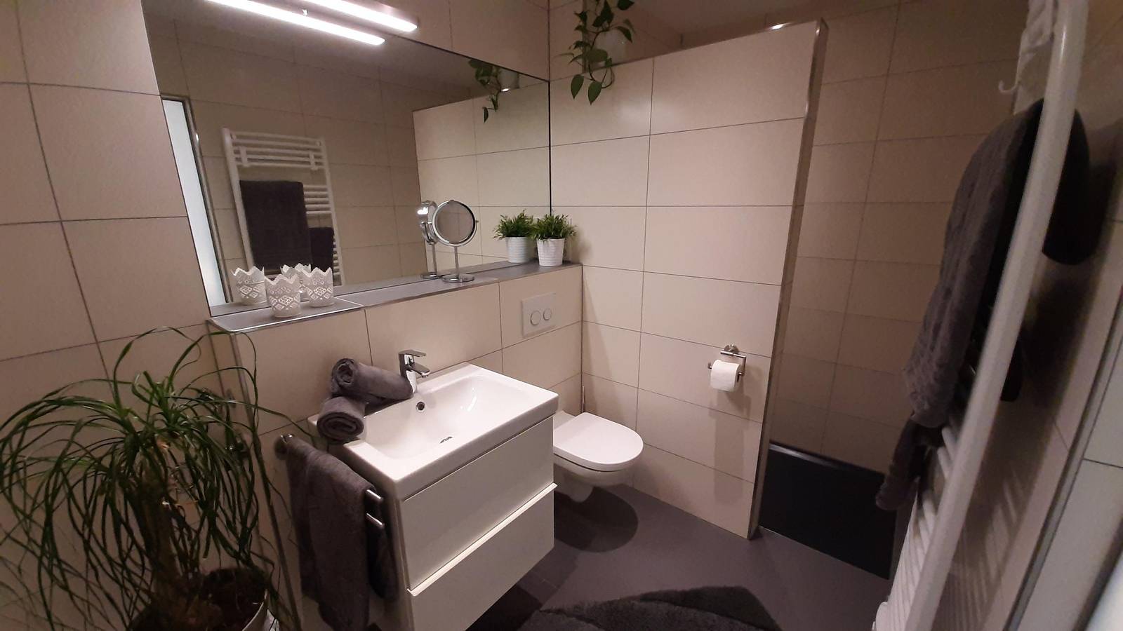 Geheel vakantieappartement, Ferienwohnung Saarweinwald in Saarburg, Landkreis Trier-Saarburg