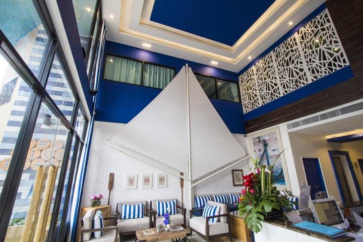 Hôtel pour 3 personnes, avec piscine et terrasse