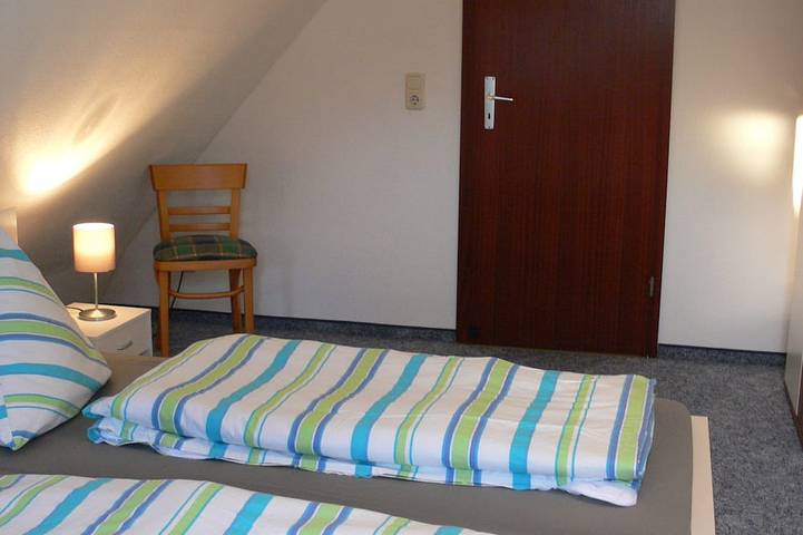 Ferienhaus für 10 Personen, mit Terrasse und Garten in Bergen auf Rügen - 4