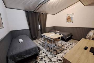 Bungalow pour 4 Personnes dans Porto-Vecchio, Arrondissement de Sartène, Photo 1