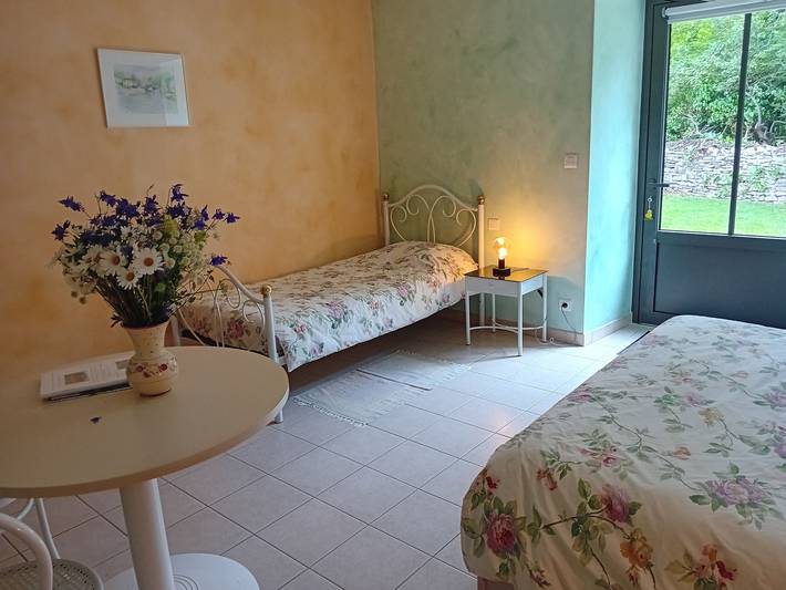 Maison d'hôtes à la ferme avec chambres spacieuses in Montceau-et-Écharnant, Région de Beaune