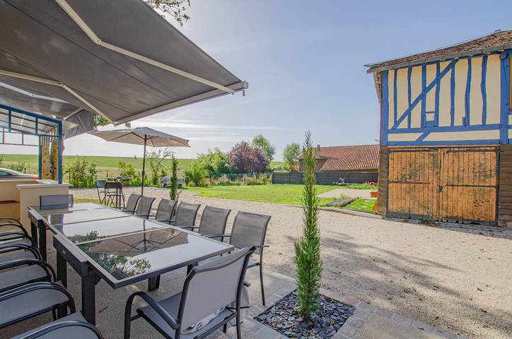 Gîte pour 14 personnes, avec terrasse et jardin, animaux acceptés dans l' Aube - 3