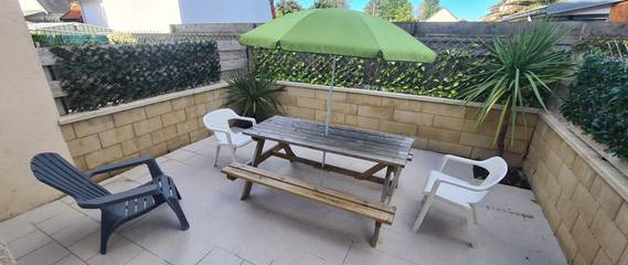 Gîte pour 6 personnes, avec terrasse, animaux acceptés dans Saint-Martin de Bréhal
