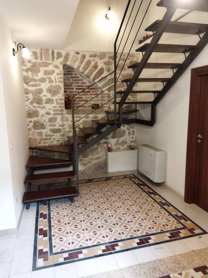 Il vicolo dei tetti in Gangi, Palermo Provinz
