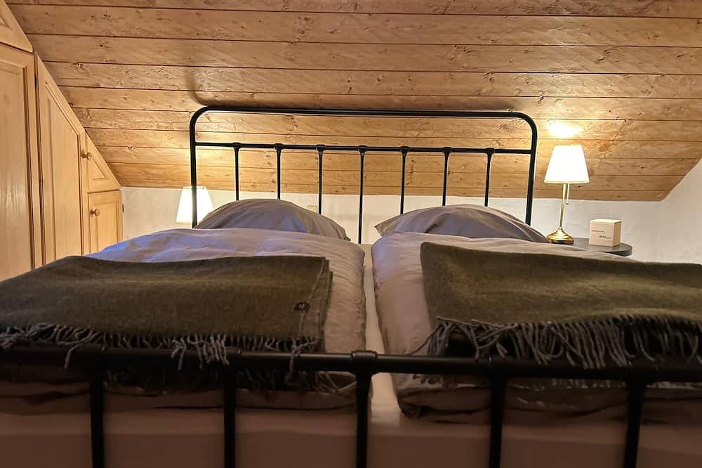Kleines Ferienhaus - Waldlerhaus im Bayerischen Wald - sehr familienfreundlich. in Windberg, Ostbayern
