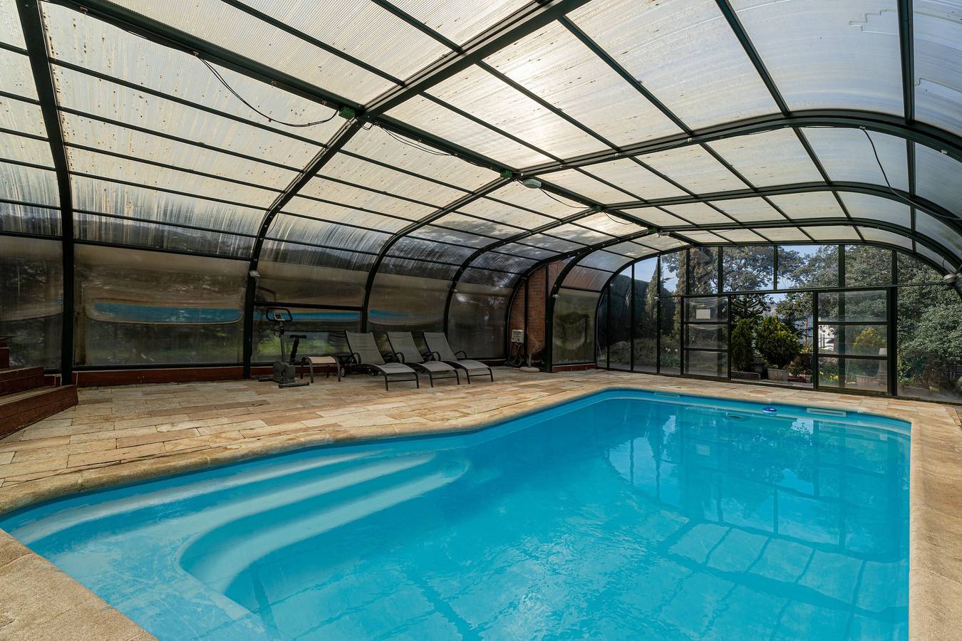 La Rosa De Los Vientos – Villa mit Pool & Whirlpool in der Sierra de Guadarrama in El Espinar, Segovia Provinz