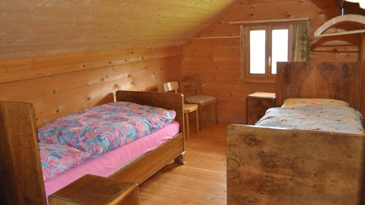 Ganze Ferienwohnung, Hütte für 8 Personen in Achseten in Frutigen, Frutigen - Lenk - Adelboden