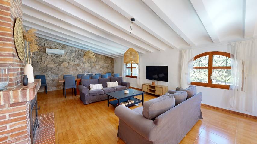 Casa rural para 12 personas, con balcón y jardín, Familias con niños en La Ampolla - 4