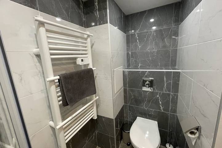 Gîte pour 4 personnes, avec balcon et piscine, animaux acceptés dans Gare Du Bosquet - 4