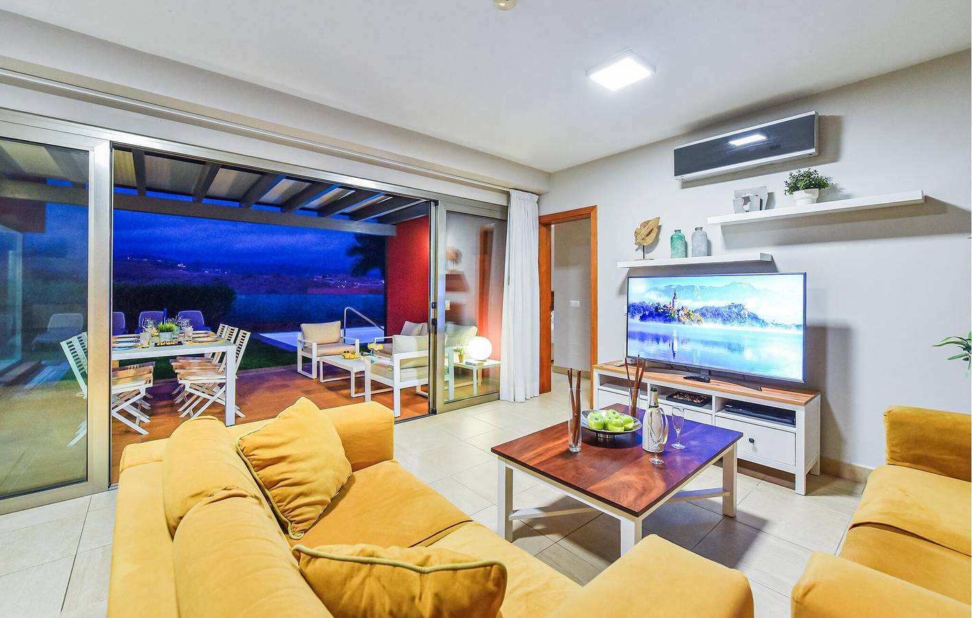 Encantador apartamento de 2 dormitorios con piscina y terraza cerca del S Club in Salobre, San Bartolomé de Tirajana