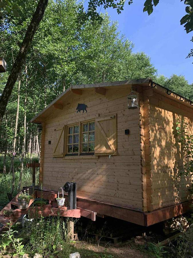 Camping pour 2 personnes, avec jardin ainsi que vue et balcon dans les Ardennes - 4