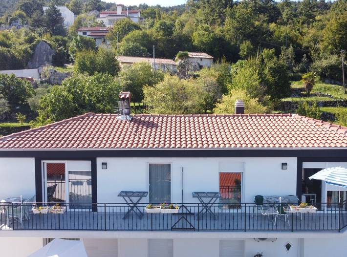Ferienwohnung für 4 Personen, mit Balkon und Meerblick in Lovran
