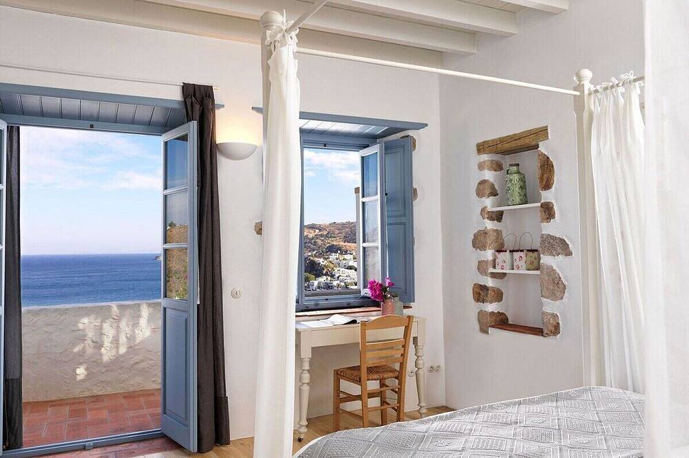 Three Bedroom Maisonette with Private Pool & Hammam in Skala (Patmos), Dodecanese
