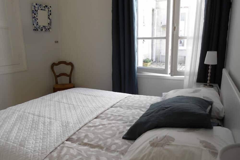 Appartement entier, Appartement plein centre Saumur- Idéal vacances ou cours séjour in Saumur, Vallée de la Loire