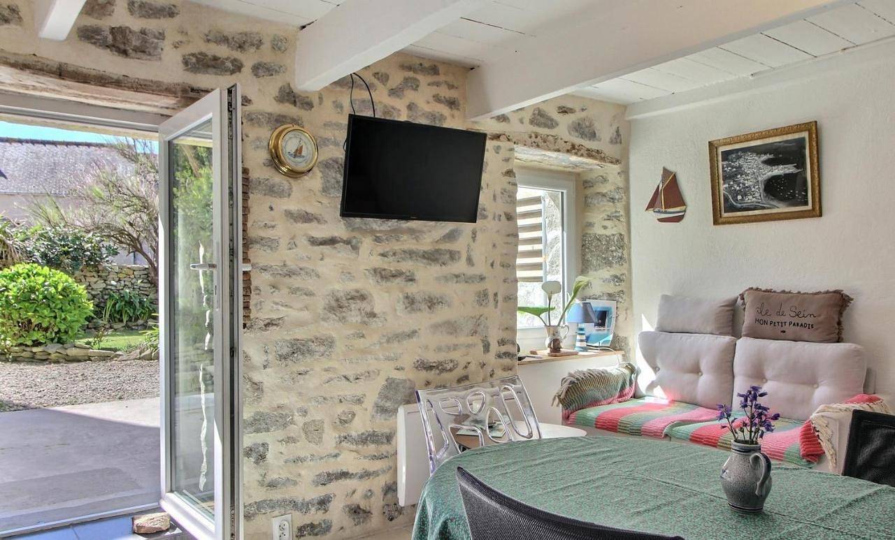 Two-Bedroom House in Île de Sein, Iroise