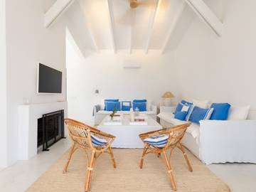 Villa in Sant Lluís, Menorcas Küste für 8 