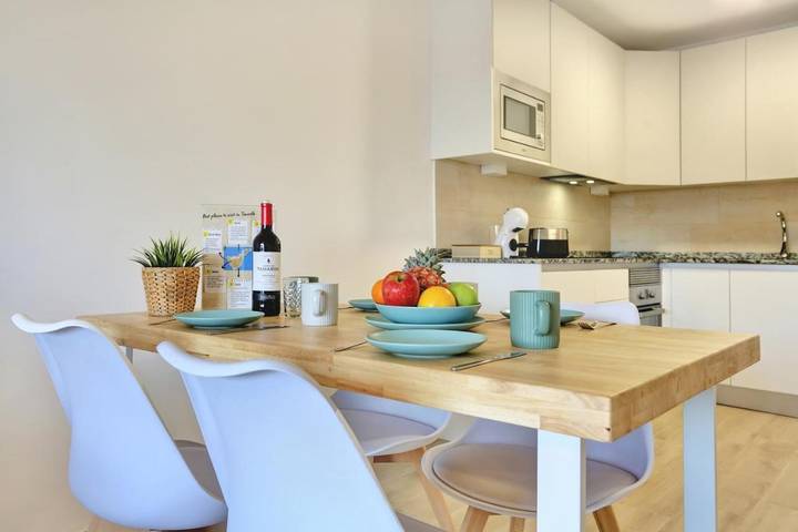 Apartamento de vacaciones para 4 personas, con jardín y piscina - 1