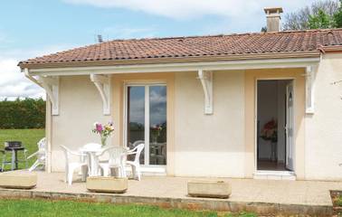Maison de vacances pour 6 personnes, avec piscine ainsi que terrasse et jardin, animaux acceptés dans le Lot-et-Garonne