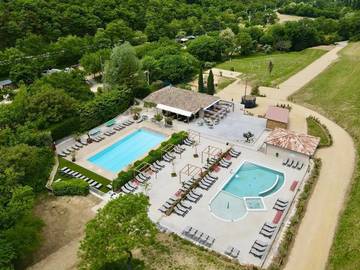 Camping pour 4 personnes, animaux acceptés dans Privas