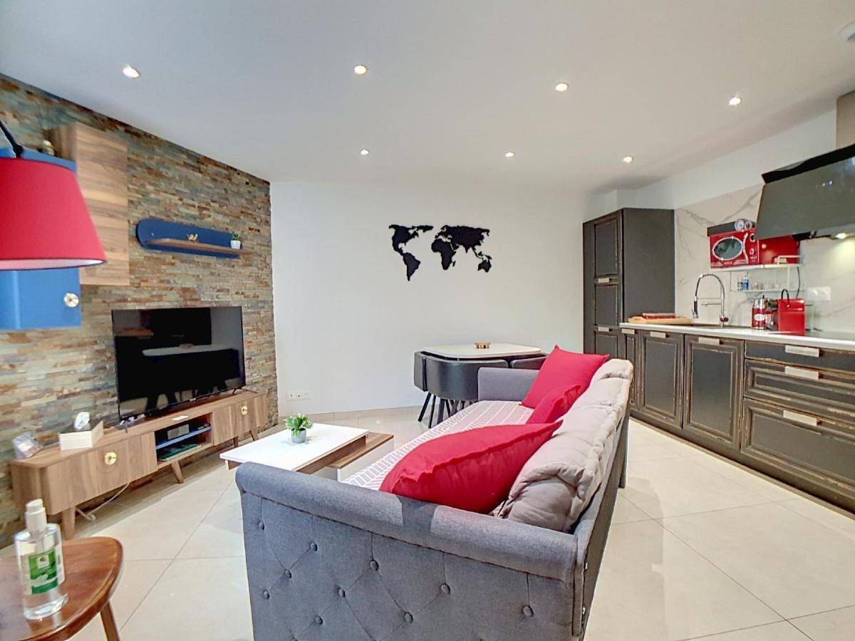 Appartement entier, One-Bedroom Apartment in Saint-Fons, Lyon et ses environs