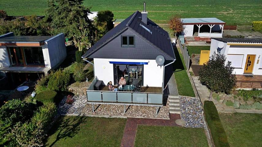 Ferienwohnung für 4 Personen, mit Terrasse und Seeblick sowie Ausblick