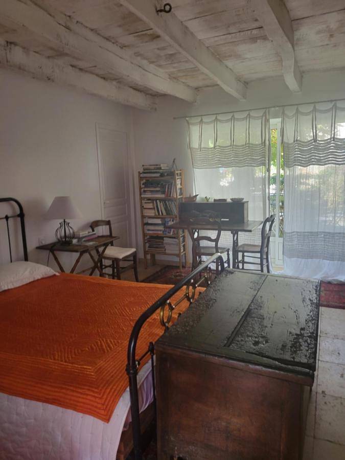 Location de vacances pour 2 personnes, avec jardin et balcon à Les Quatre-Routes-du-Lot - 4