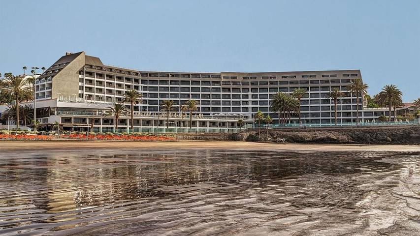 Hôtel pour 2 personnes, avec sauna et vue ainsi que jardin et piscine