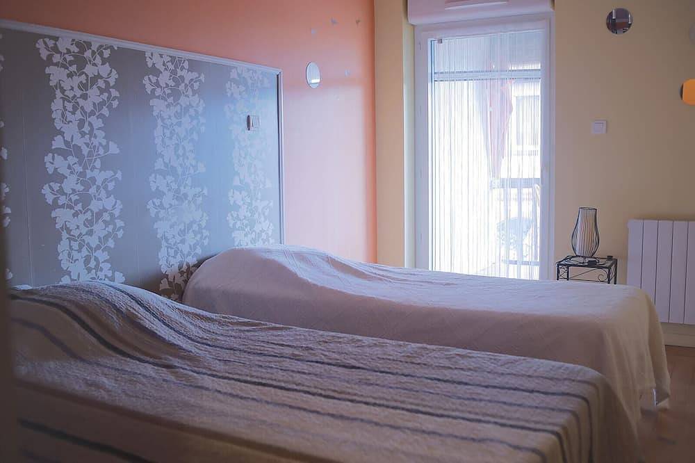 Jeanne, una encantadora casa rural en el campo para momentos sencillos. in Castelsarrasin, Tarn y Garona