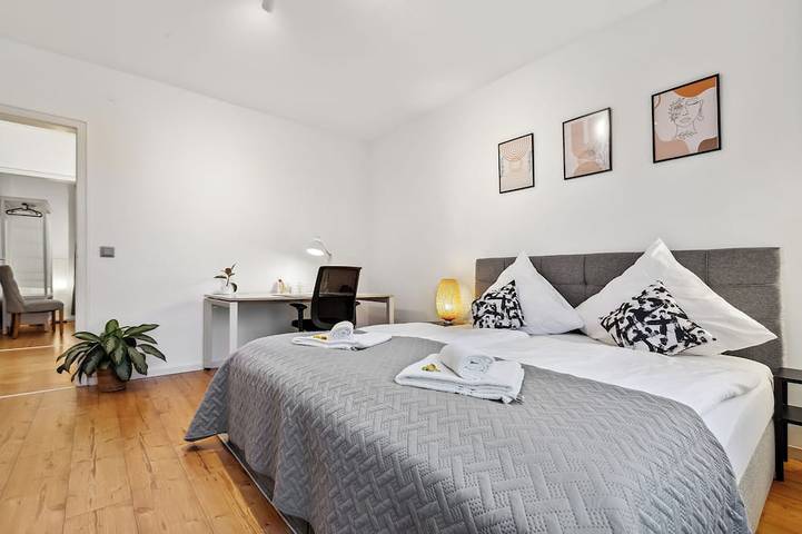 Ganze Wohnung, Moderne 3 Zimmer-Wohnung | 68m² | Parken | Vollausgestattet in Duisburg, Niederrhein