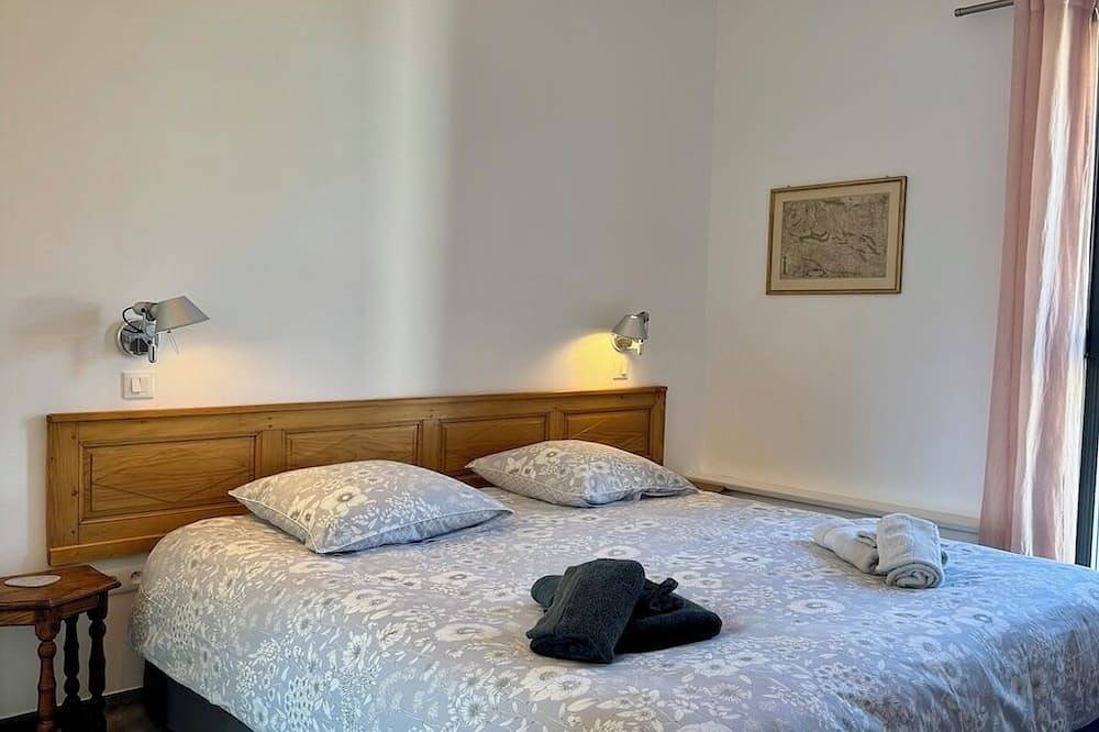 Appartement entier, Gîte lumineux et confortable, aux portes de Strasbourg, pour un séjour au calme. in Schiltigheim, Région de Strasbourg