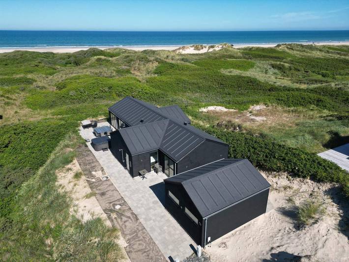 Ferienhaus für 10 Personen, mit Whirlpool und Terrasse sowie Sauna in Grønhøj Strand - 4