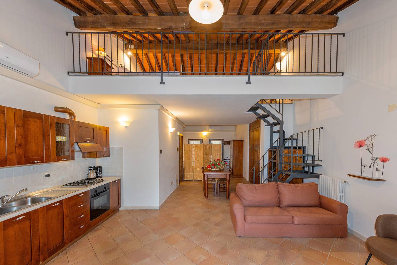 Ganze Wohnung, Apartment 'Papavero' mit Gemeinschaftspool, Wlan und Klimaanlage in Santa Luce, Etruskische Küste