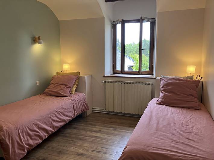 Chambre d’hôte pour 5 personnes, avec jardin dans le Parc naturel régional du Morvan - 2