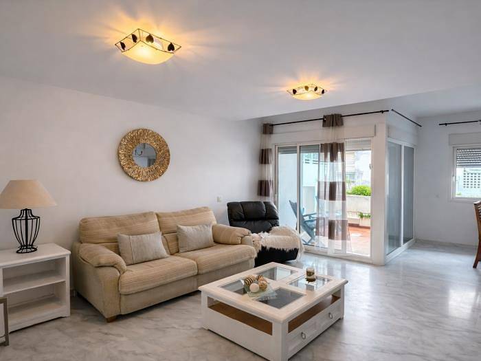 Apartamento para 5 personas, con piscina y jardín en Valle Romano