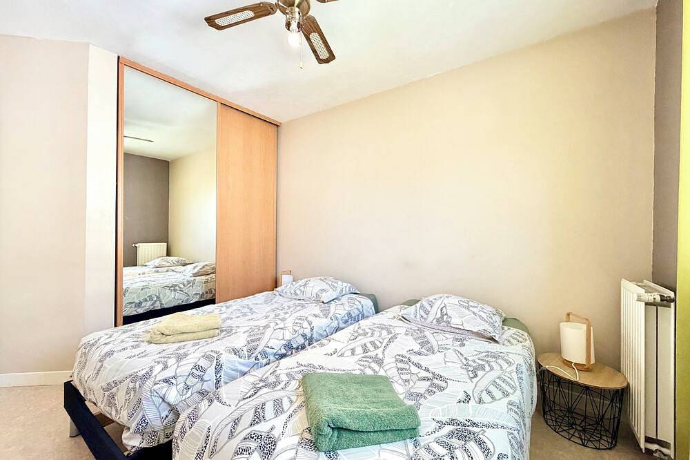 Entire apartment, Comfortable T3 at the foot of the Castle of Chambéry! in Chambéry, Chambéry region