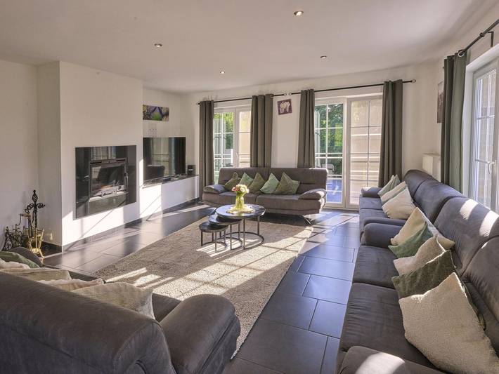Ferienhaus für 20 Personen, mit Balkon/Terrasse und Terrasse sowie Garten in Belgien - 3