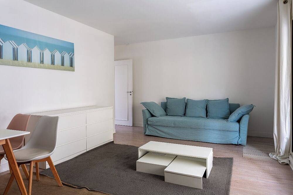 Entire apartment, Apartment champ elysee in Neuilly-sur-Seine, Hauts-de-Seine