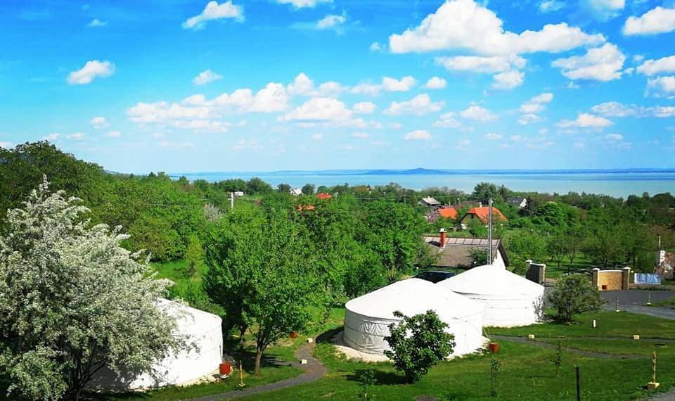 Jurta Hotel Balatongyörök in Balatongyörök, Balaton Hochland Nationalpark