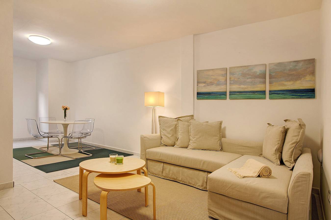 Apartamento entero, Apartamento "Little Gem" en una ubicación central con Wi-Fi in Cruce de Arinaga, Gran Canaria Este